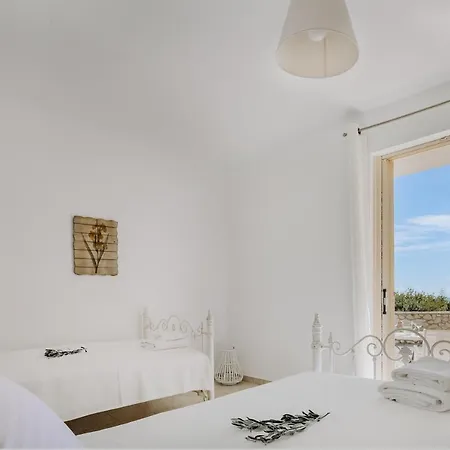 アパート Kyparissi Arvanitakeika