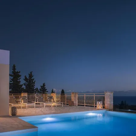 アパート Kyparissi *